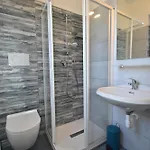 Vela - Spazi Esterni, Terrazze, Posti Auto פרוצ'ו