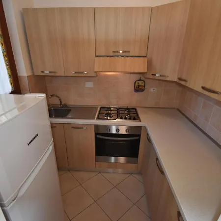 Vela - Spazi Esterni, Terrazze, Posti Auto פרוצ'ו