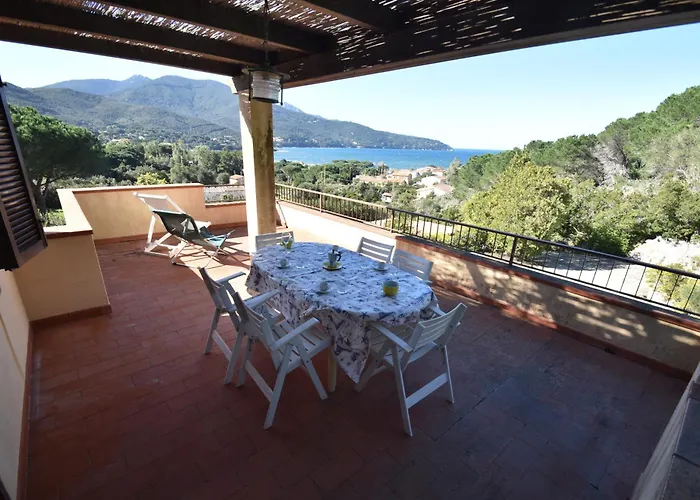 Appartamento Vela - Spazi Esterni, Terrazze, Posti Auto Procchio (Isola d'Elba)