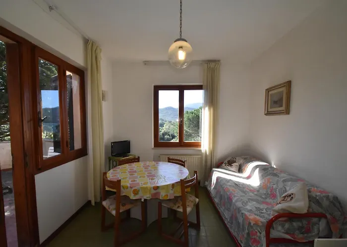 Appartamento Vela - Spazi Esterni, Terrazze, Posti Auto Procchio (Isola d'Elba)